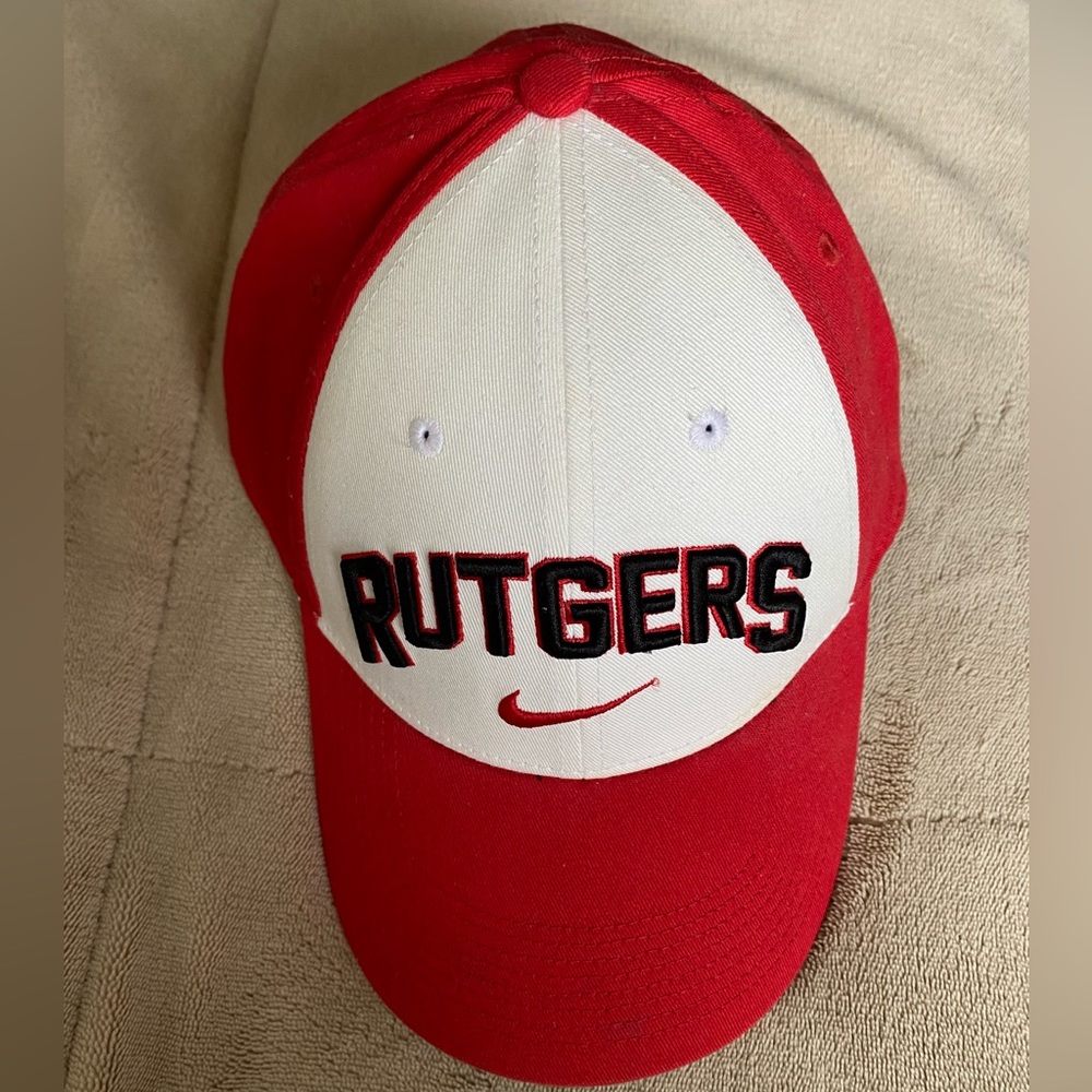 Rutgers, dry-fit Nike baseball cap